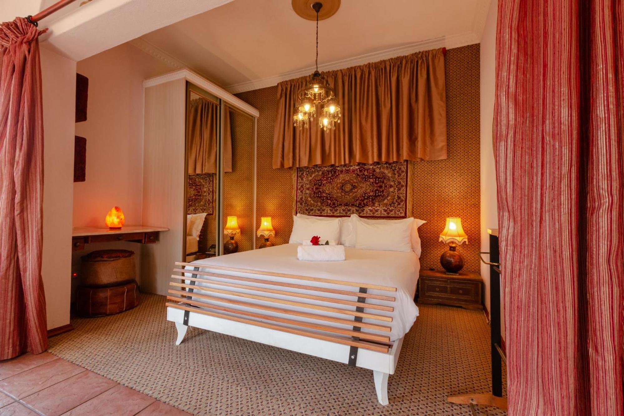 Villa Simonne Johannesburg Bagian luar foto